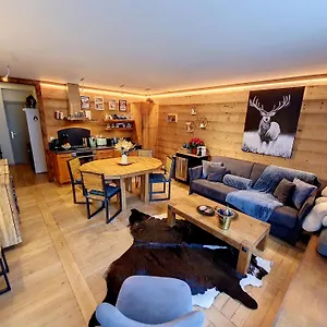 https://coeur-de-chamonix.hotels-rhonealpes.com